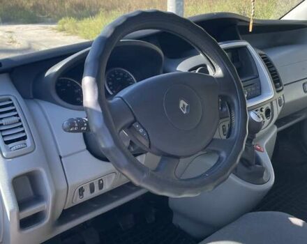 Серый Рено Трафик, объемом двигателя 2 л и пробегом 203 тыс. км за 12300 $, фото 13 на Automoto.ua