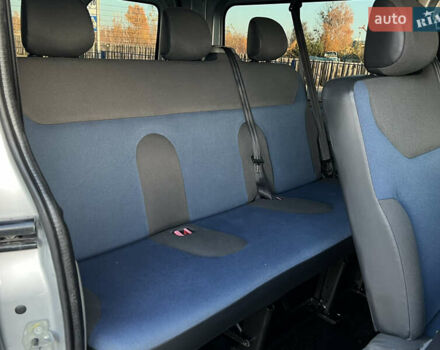 Серый Рено Трафик, объемом двигателя 2 л и пробегом 268 тыс. км за 14200 $, фото 59 на Automoto.ua