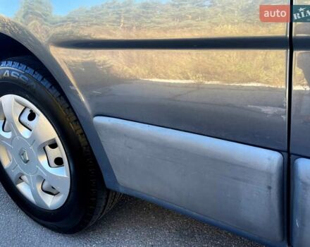 Серый Рено Трафик, объемом двигателя 2 л и пробегом 203 тыс. км за 12300 $, фото 6 на Automoto.ua