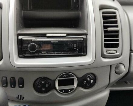 Сірий Рено Трафік, об'ємом двигуна 2 л та пробігом 450 тис. км за 10999 $, фото 17 на Automoto.ua