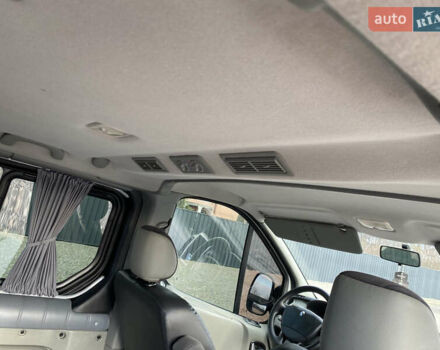 Сірий Рено Трафік, об'ємом двигуна 2 л та пробігом 348 тис. км за 12700 $, фото 21 на Automoto.ua