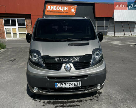 Сірий Рено Трафік, об'ємом двигуна 2 л та пробігом 650 тис. км за 11500 $, фото 3 на Automoto.ua