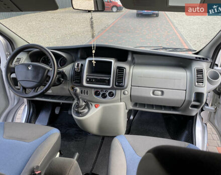 Сірий Рено Трафік, об'ємом двигуна 2 л та пробігом 348 тис. км за 12700 $, фото 33 на Automoto.ua