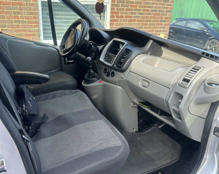 Серый Рено Трафик, объемом двигателя 2.46 л и пробегом 314 тыс. км за 12700 $, фото 11 на Automoto.ua