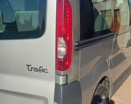 Серый Рено Трафик, объемом двигателя 2 л и пробегом 265 тыс. км за 10600 $, фото 6 на Automoto.ua