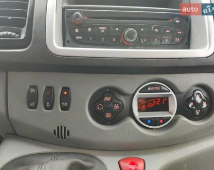 Серый Рено Трафик, объемом двигателя 2.5 л и пробегом 303 тыс. км за 12600 $, фото 52 на Automoto.ua