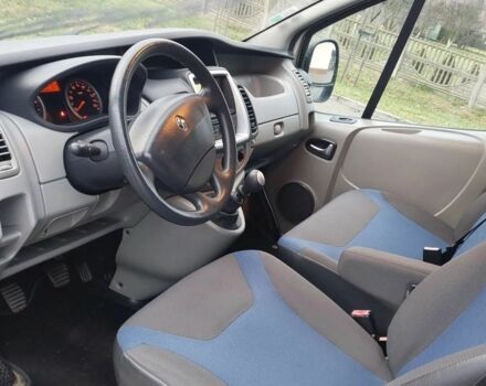 Серый Рено Трафик, объемом двигателя 2 л и пробегом 160 тыс. км за 7900 $, фото 12 на Automoto.ua