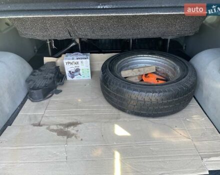 Серый Рено Трафик, объемом двигателя 2 л и пробегом 203 тыс. км за 12300 $, фото 25 на Automoto.ua