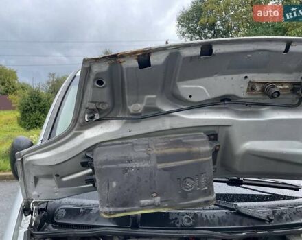 Сірий Рено Трафік, об'ємом двигуна 2 л та пробігом 311 тис. км за 9999 $, фото 16 на Automoto.ua