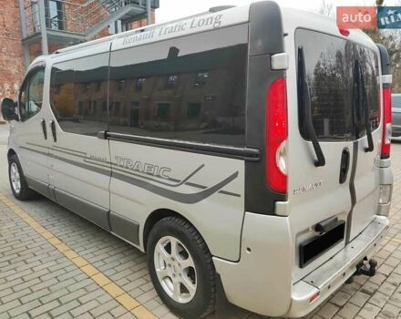 Серый Рено Трафик, объемом двигателя 2.5 л и пробегом 303 тыс. км за 12600 $, фото 25 на Automoto.ua