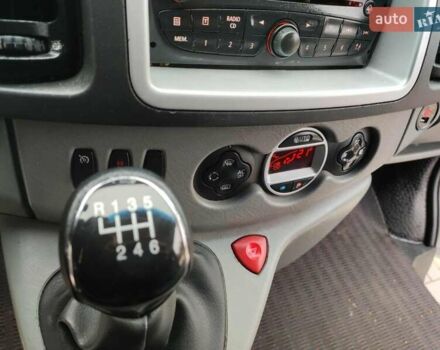 Серый Рено Трафик, объемом двигателя 2.5 л и пробегом 303 тыс. км за 12600 $, фото 76 на Automoto.ua