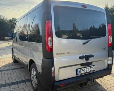 Серый Рено Трафик, объемом двигателя 2 л и пробегом 202 тыс. км за 7800 $, фото 2 на Automoto.ua