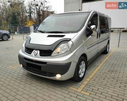 Серый Рено Трафик, объемом двигателя 2.5 л и пробегом 303 тыс. км за 12600 $, фото 29 на Automoto.ua
