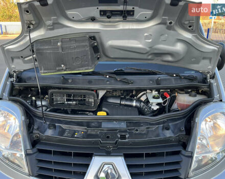 Серый Рено Трафик, объемом двигателя 2 л и пробегом 268 тыс. км за 14200 $, фото 67 на Automoto.ua