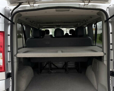 Сірий Рено Трафік, об'ємом двигуна 2 л та пробігом 295 тис. км за 14700 $, фото 21 на Automoto.ua