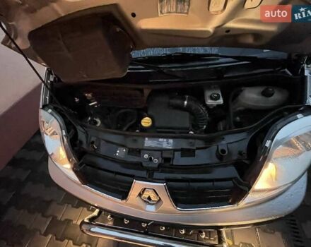 Серый Рено Трафик, объемом двигателя 2 л и пробегом 216 тыс. км за 14500 $, фото 31 на Automoto.ua