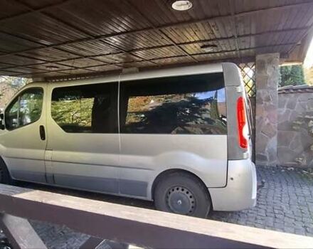 Сірий Рено Трафік, об'ємом двигуна 2 л та пробігом 270 тис. км за 12500 $, фото 1 на Automoto.ua