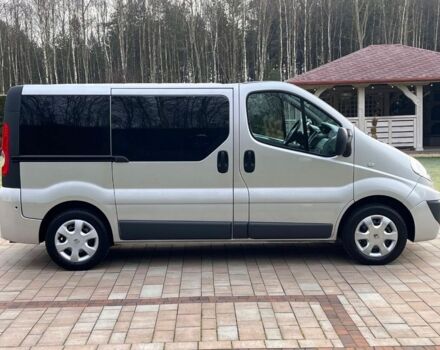 Серый Рено Трафик, объемом двигателя 2 л и пробегом 200 тыс. км за 8200 $, фото 3 на Automoto.ua