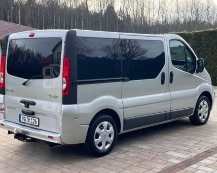 Серый Рено Трафик, объемом двигателя 2 л и пробегом 200 тыс. км за 8200 $, фото 4 на Automoto.ua