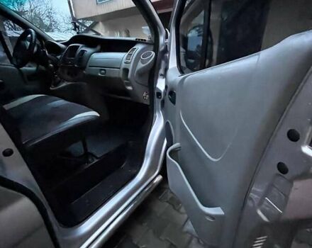 Серый Рено Трафик, объемом двигателя 2 л и пробегом 216 тыс. км за 14500 $, фото 14 на Automoto.ua