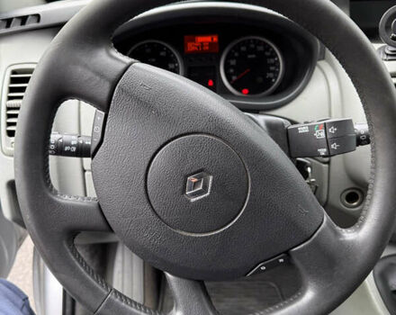 Рено Трафик 2012 в Чернигове на Automoto.ua Серый Рено Трафик, объемом двигателя 2 л и пробегом 227 тыс. км за 16000 $, фото 7 на Automoto.ua