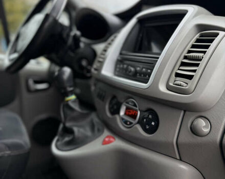 Сірий Рено Трафік, об'ємом двигуна 2 л та пробігом 295 тис. км за 14700 $, фото 19 на Automoto.ua