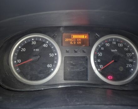 Серый Рено Трафик, объемом двигателя 2 л и пробегом 290 тыс. км за 7200 $, фото 4 на Automoto.ua