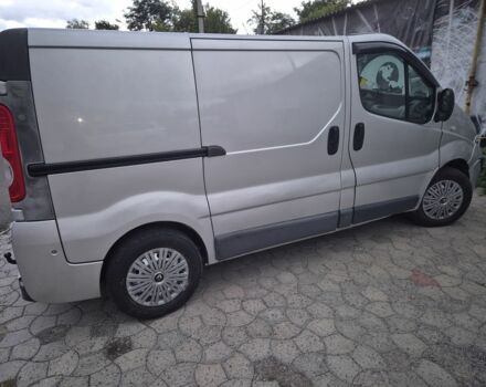 Серый Рено Трафик, объемом двигателя 2 л и пробегом 290 тыс. км за 7200 $, фото 3 на Automoto.ua