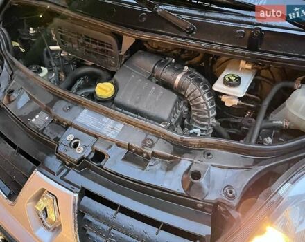 Серый Рено Трафик, объемом двигателя 2 л и пробегом 216 тыс. км за 14500 $, фото 28 на Automoto.ua