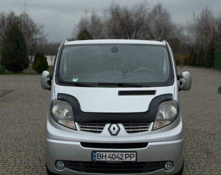Сірий Рено Трафік, об'ємом двигуна 2 л та пробігом 295 тис. км за 14700 $, фото 1 на Automoto.ua
