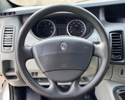 Серый Рено Трафик, объемом двигателя 2 л и пробегом 200 тыс. км за 8200 $, фото 13 на Automoto.ua