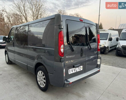 Серый Рено Трафик, объемом двигателя 2 л и пробегом 225 тыс. км за 13900 $, фото 9 на Automoto.ua
