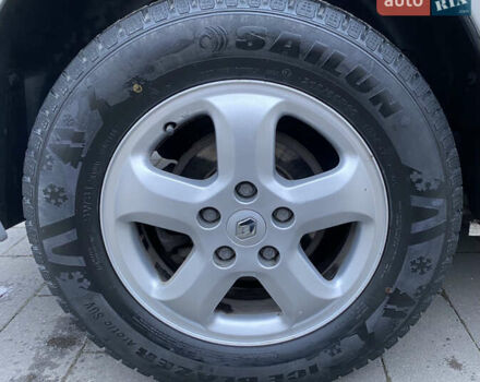 Серый Рено Трафик, объемом двигателя 2 л и пробегом 255 тыс. км за 13299 $, фото 27 на Automoto.ua