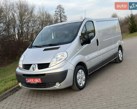 Серый Рено Трафик, объемом двигателя 2 л и пробегом 220 тыс. км за 12950 $, фото 46 на Automoto.ua