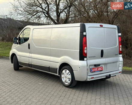 Серый Рено Трафик, объемом двигателя 2 л и пробегом 220 тыс. км за 12950 $, фото 4 на Automoto.ua