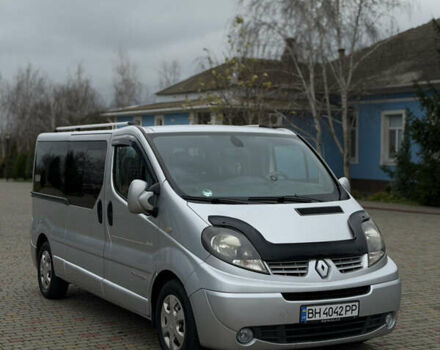 Сірий Рено Трафік, об'ємом двигуна 2 л та пробігом 295 тис. км за 14700 $, фото 2 на Automoto.ua
