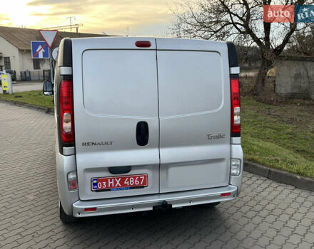 Серый Рено Трафик, объемом двигателя 2 л и пробегом 220 тыс. км за 12950 $, фото 5 на Automoto.ua