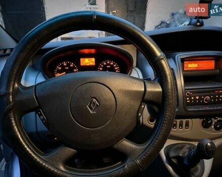 Серый Рено Трафик, объемом двигателя 2 л и пробегом 216 тыс. км за 14500 $, фото 20 на Automoto.ua