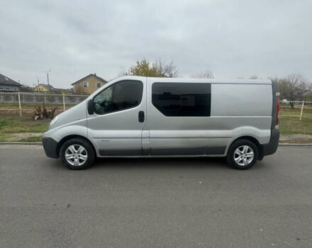Серый Рено Трафик, объемом двигателя 2 л и пробегом 272 тыс. км за 16500 $, фото 1 на Automoto.ua