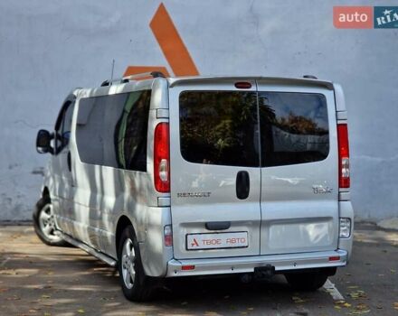 Серый Рено Трафик, объемом двигателя 2 л и пробегом 235 тыс. км за 16490 $, фото 23 на Automoto.ua