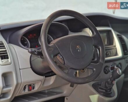 Серый Рено Трафик, объемом двигателя 2 л и пробегом 235 тыс. км за 16490 $, фото 40 на Automoto.ua