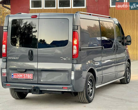 Серый Рено Трафик, объемом двигателя 2 л и пробегом 299 тыс. км за 14499 $, фото 13 на Automoto.ua