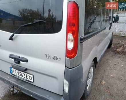 Сірий Рено Трафік, об'ємом двигуна 2 л та пробігом 218 тис. км за 14500 $, фото 23 на Automoto.ua