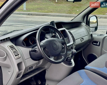 Рено Трафик 2013 в Полтаве на Automoto.ua Серый Рено Трафик, объемом двигателя 2 л и пробегом 138 тыс. км за 17750 $, фото 20 на Automoto.ua