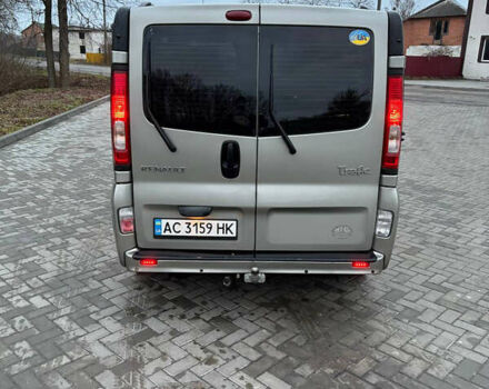 Сірий Рено Трафік, об'ємом двигуна 2 л та пробігом 401 тис. км за 15400 $, фото 2 на Automoto.ua