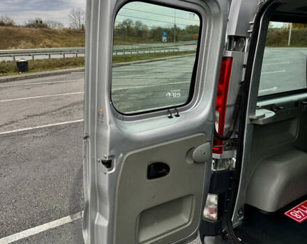 Рено Трафик 2013 в Полтаве на Automoto.ua Серый Рено Трафик, объемом двигателя 2 л и пробегом 138 тыс. км за 17750 $, фото 50 на Automoto.ua