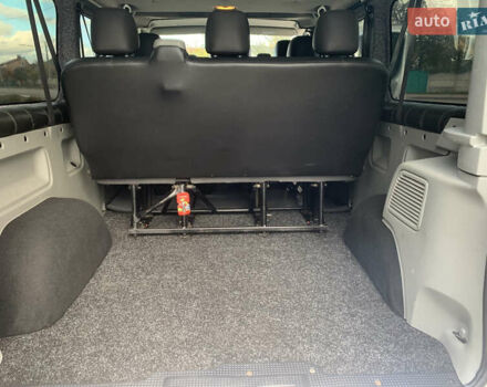 Серый Рено Трафик, объемом двигателя 2 л и пробегом 262 тыс. км за 13600 $, фото 18 на Automoto.ua