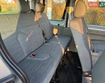 Сірий Рено Трафік, об'ємом двигуна 2 л та пробігом 226 тис. км за 14200 $, фото 16 на Automoto.ua