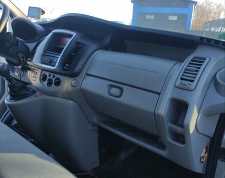 Серый Рено Трафик, объемом двигателя 2 л и пробегом 238 тыс. км за 14700 $, фото 40 на Automoto.ua