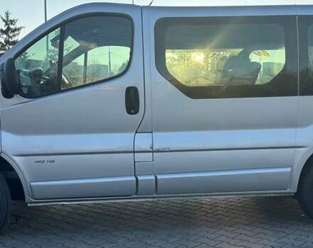 Сірий Рено Трафік, об'ємом двигуна 2 л та пробігом 226 тис. км за 14200 $, фото 3 на Automoto.ua